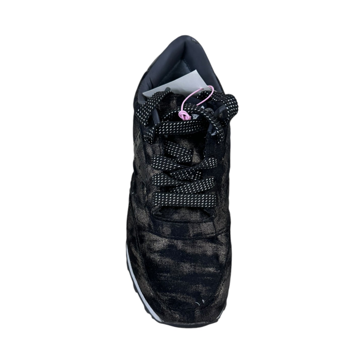 Sneaker YNot